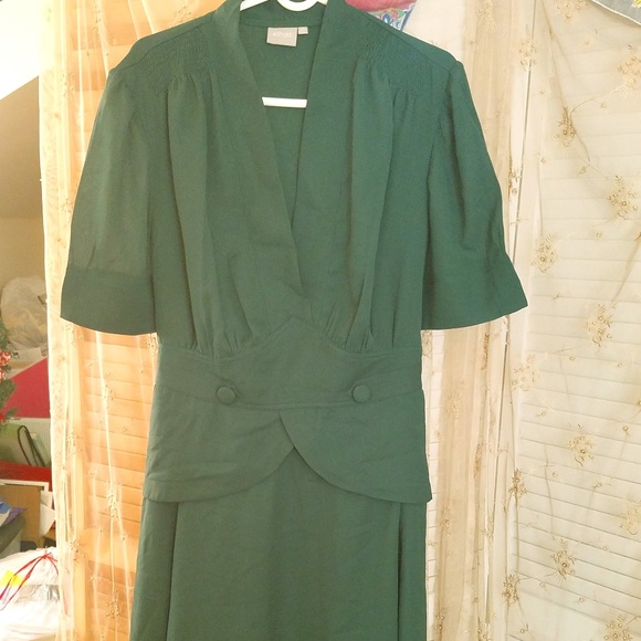 eshakti Dresses & Skirts - Eshakti 1940s green peplum dress 22